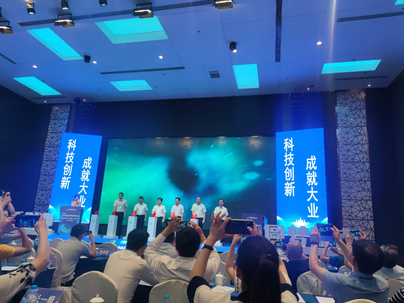 贝博BB,环保装备设计,垃圾处理装备,废轮胎处理装备 